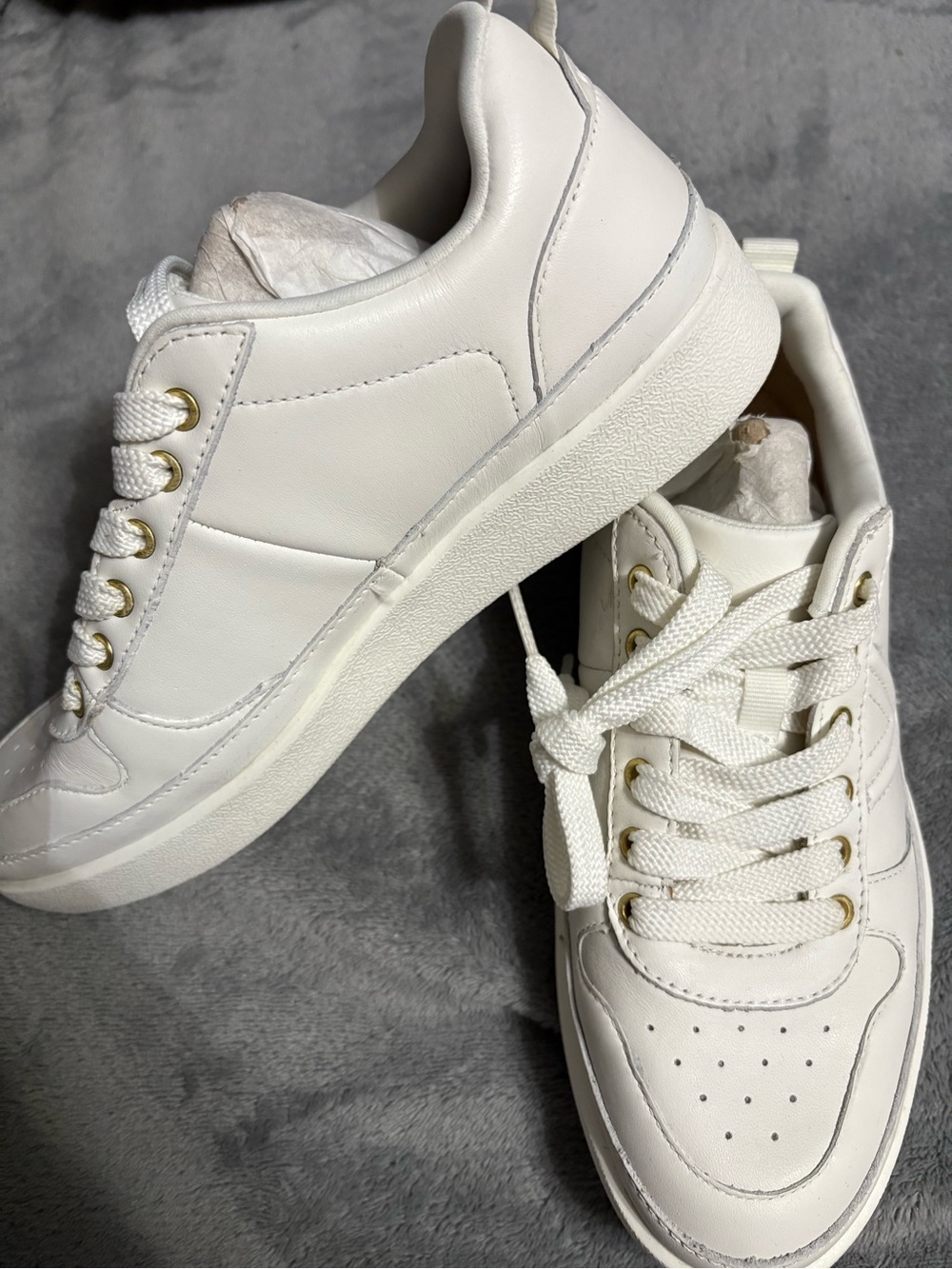 Vionic Elise walking sneakers